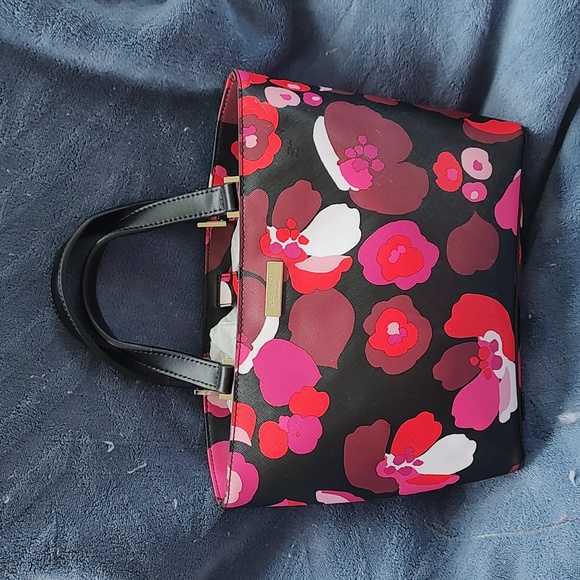 kate spade Handbags - Kate Spade Grant Street Juno grainy vinyl leather trim mini tote.